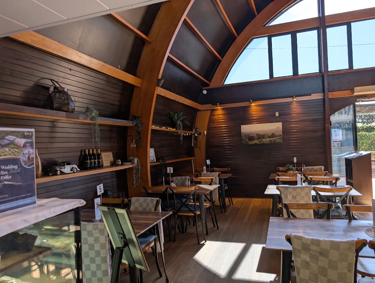 Vibe, The Barrel @ Clouds Vineyard Maleny