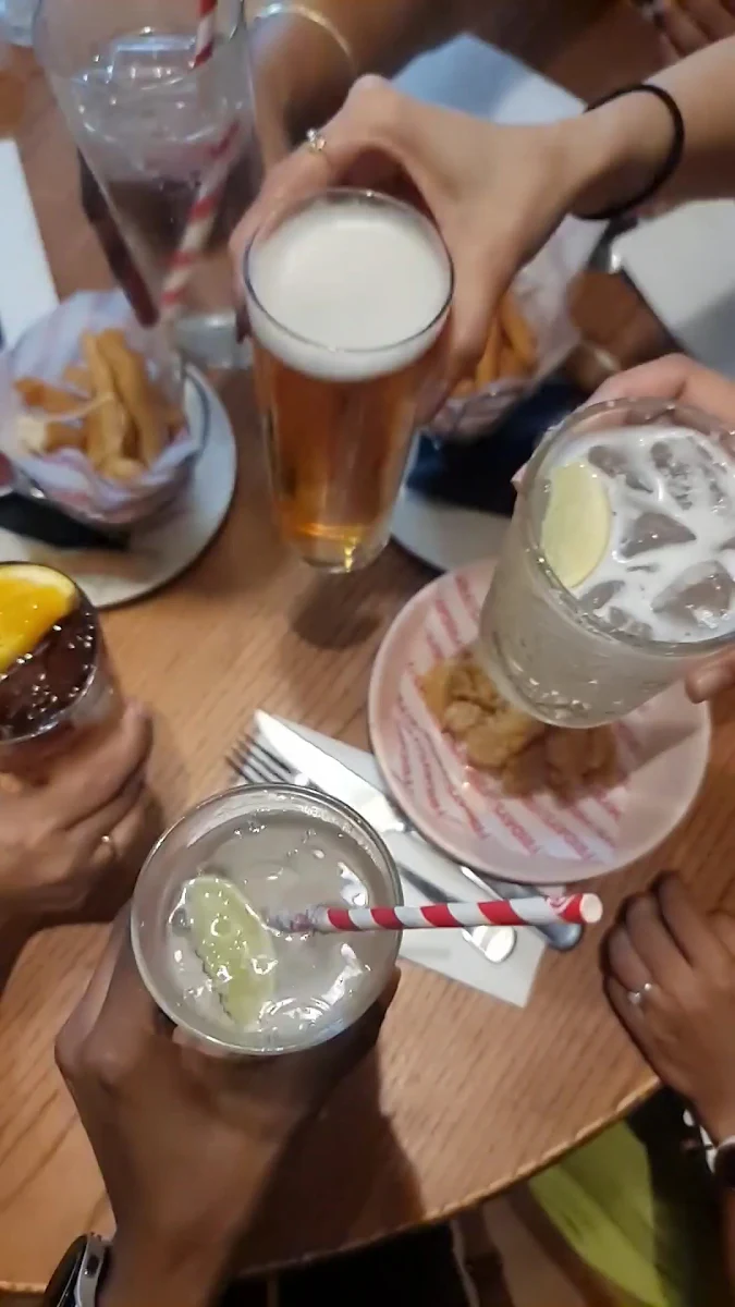 Vibe, TGI Fridays Macquarie