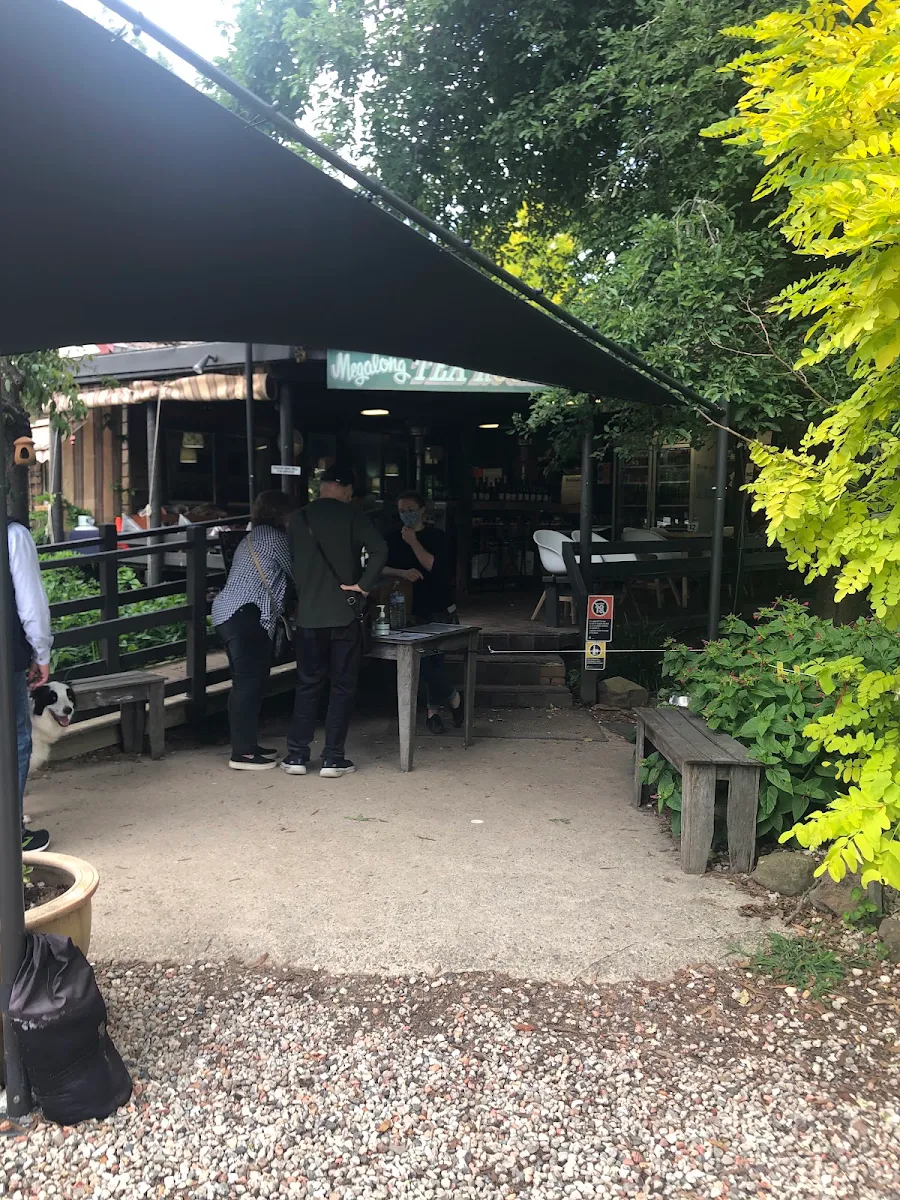 Vibe, Megalong Valley Tea Rooms