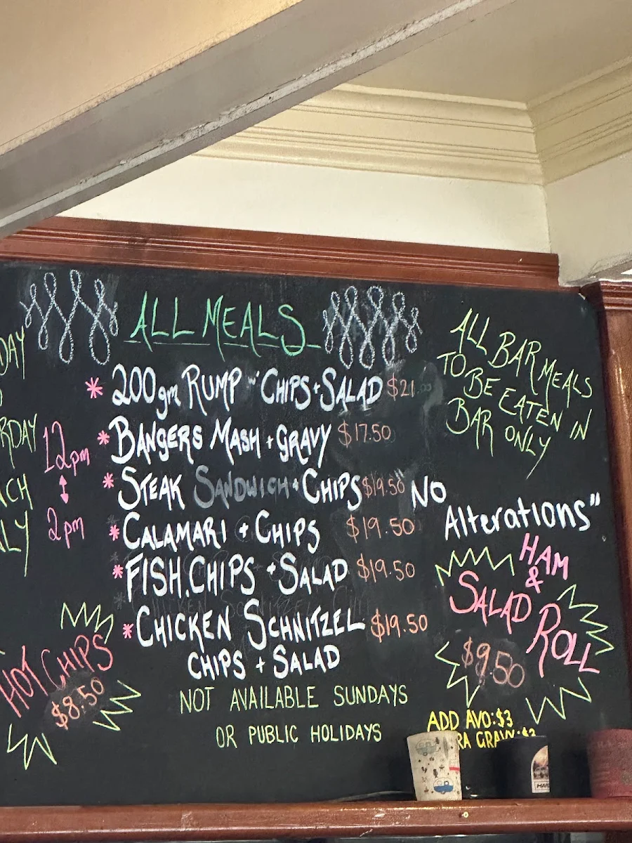 Menu, Canungra Hotel