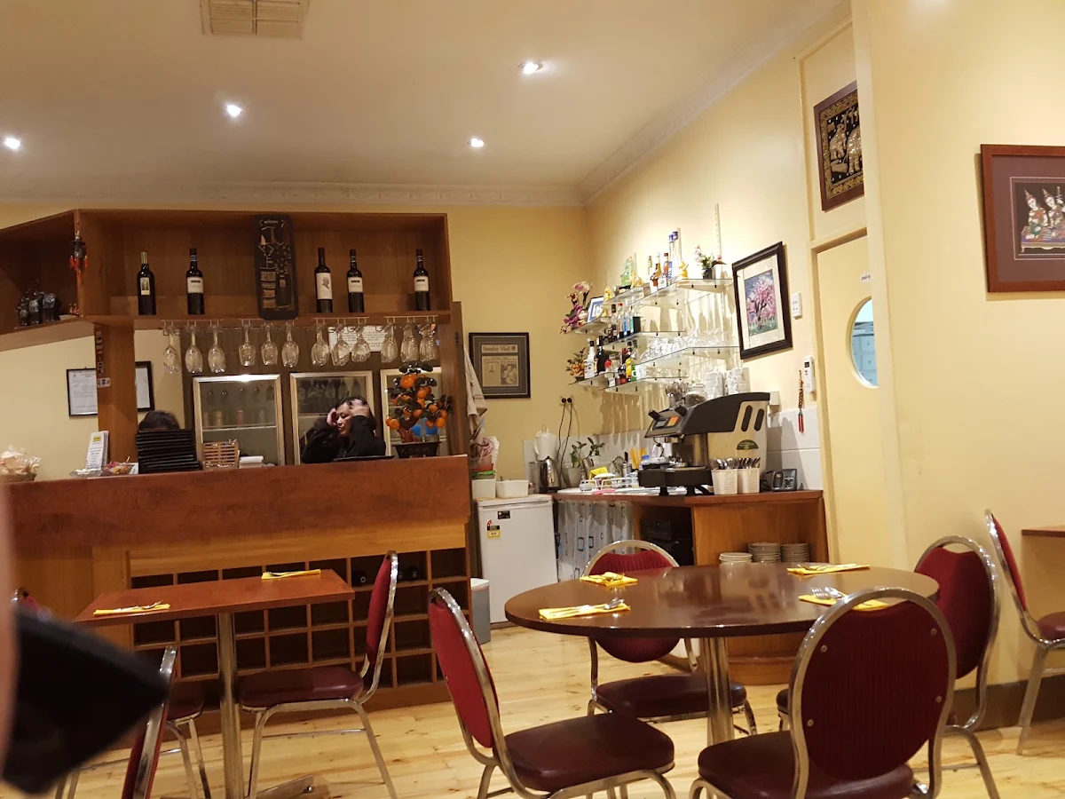 Vibe, Khim Thai Restaurant