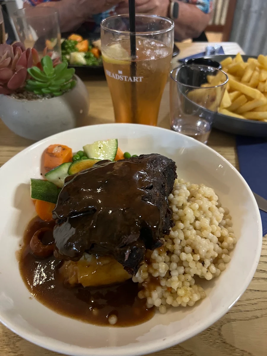 Food & drink, The Longreach Tavern