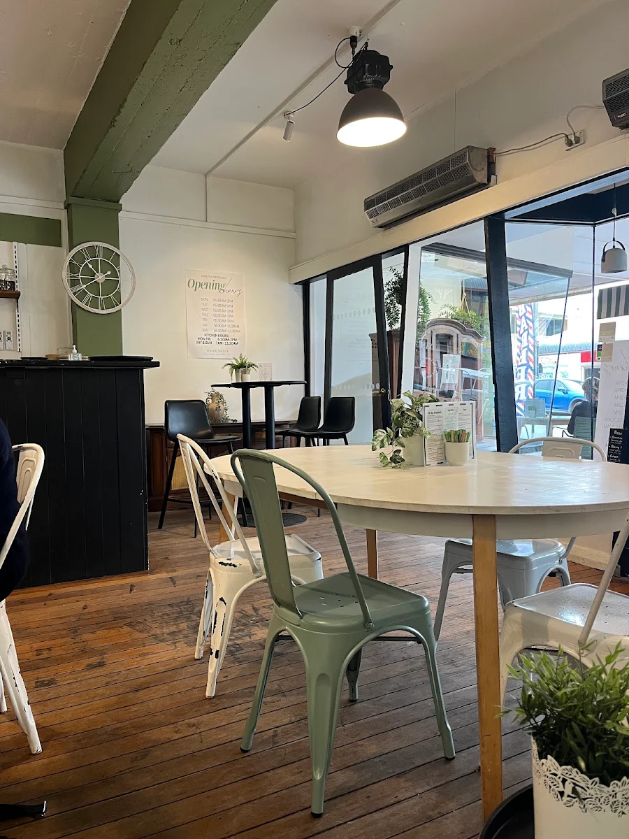 Vibe, The Exchange
