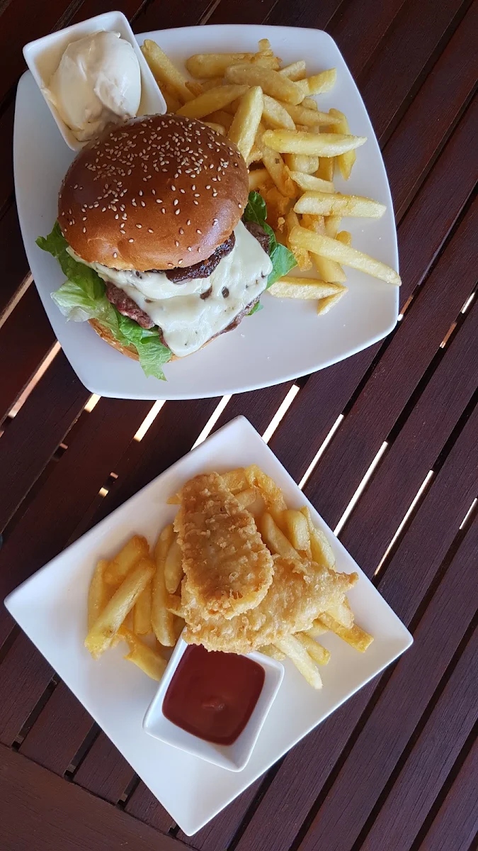 Food & drink, The Valley Tavern