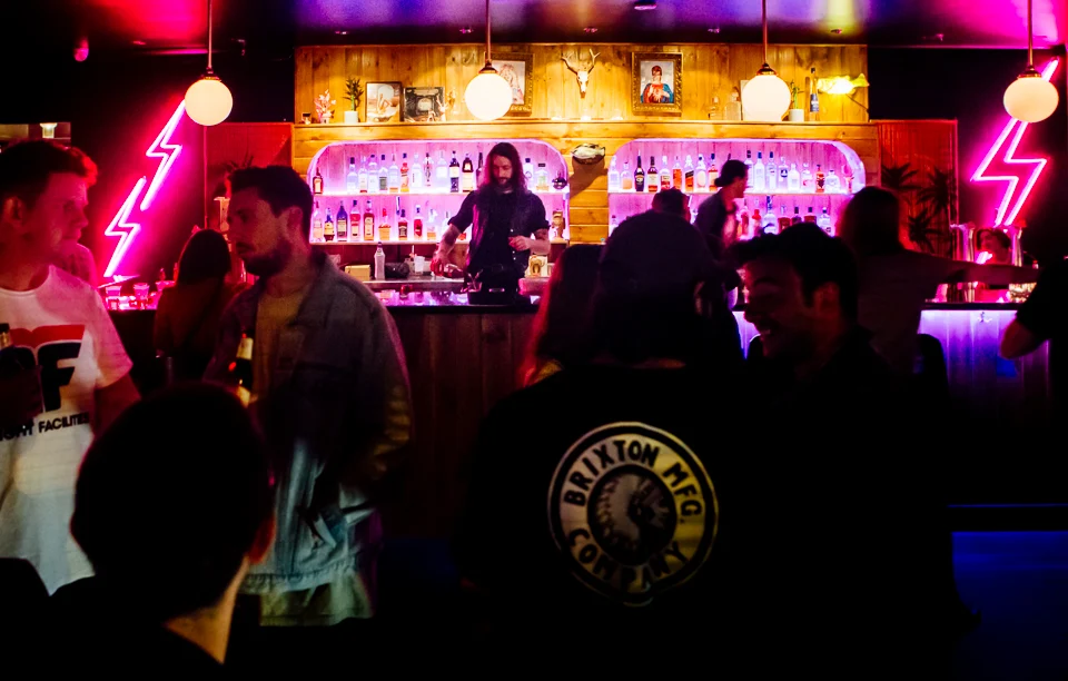 Vibe, The Lame Duck