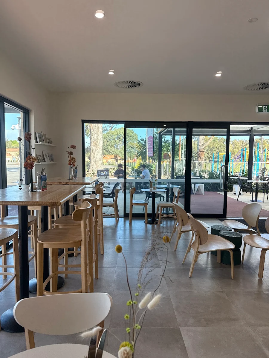 Vibe, Grounds Brew House