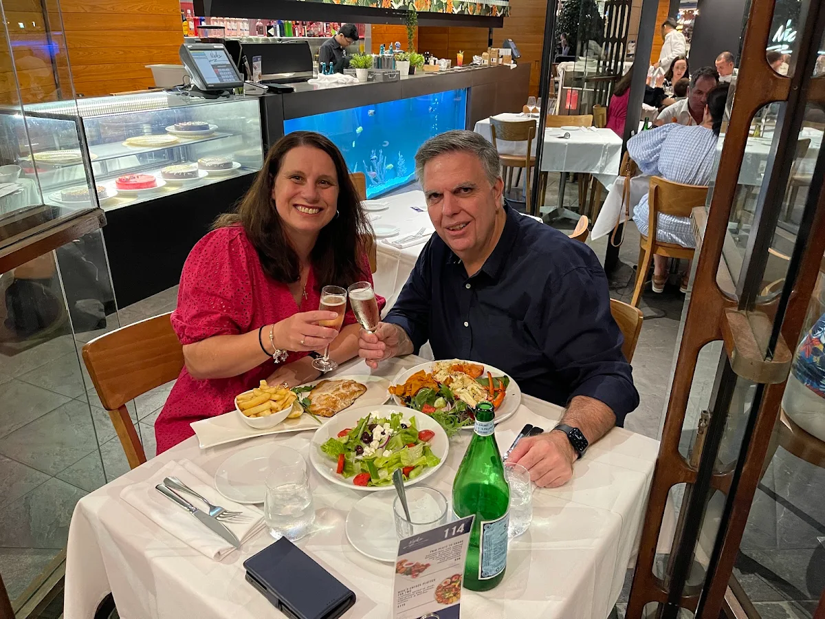 Vibe, Nick's Seafood Restaurant
