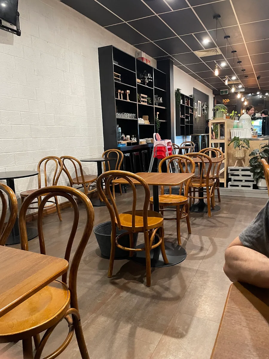 Vibe, Wok Fire Asian Fusion