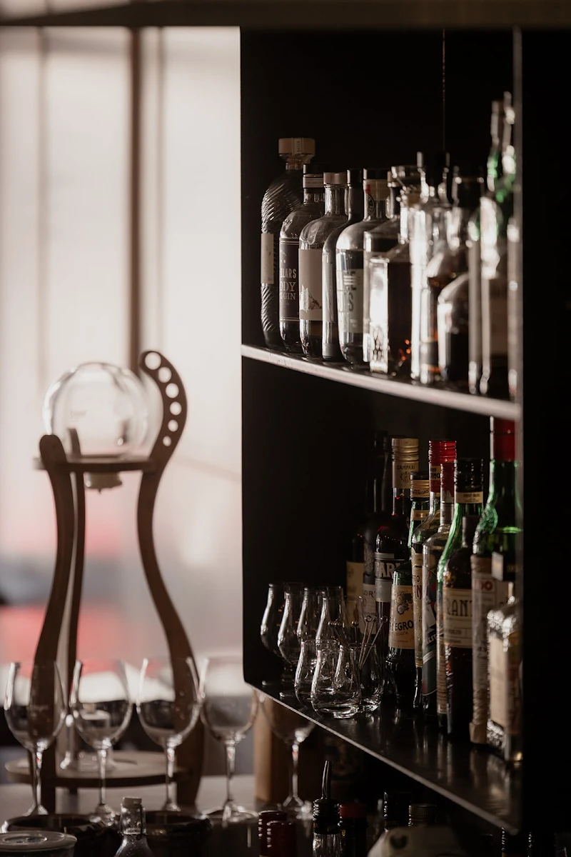 Vibe, Willing Wine Bar