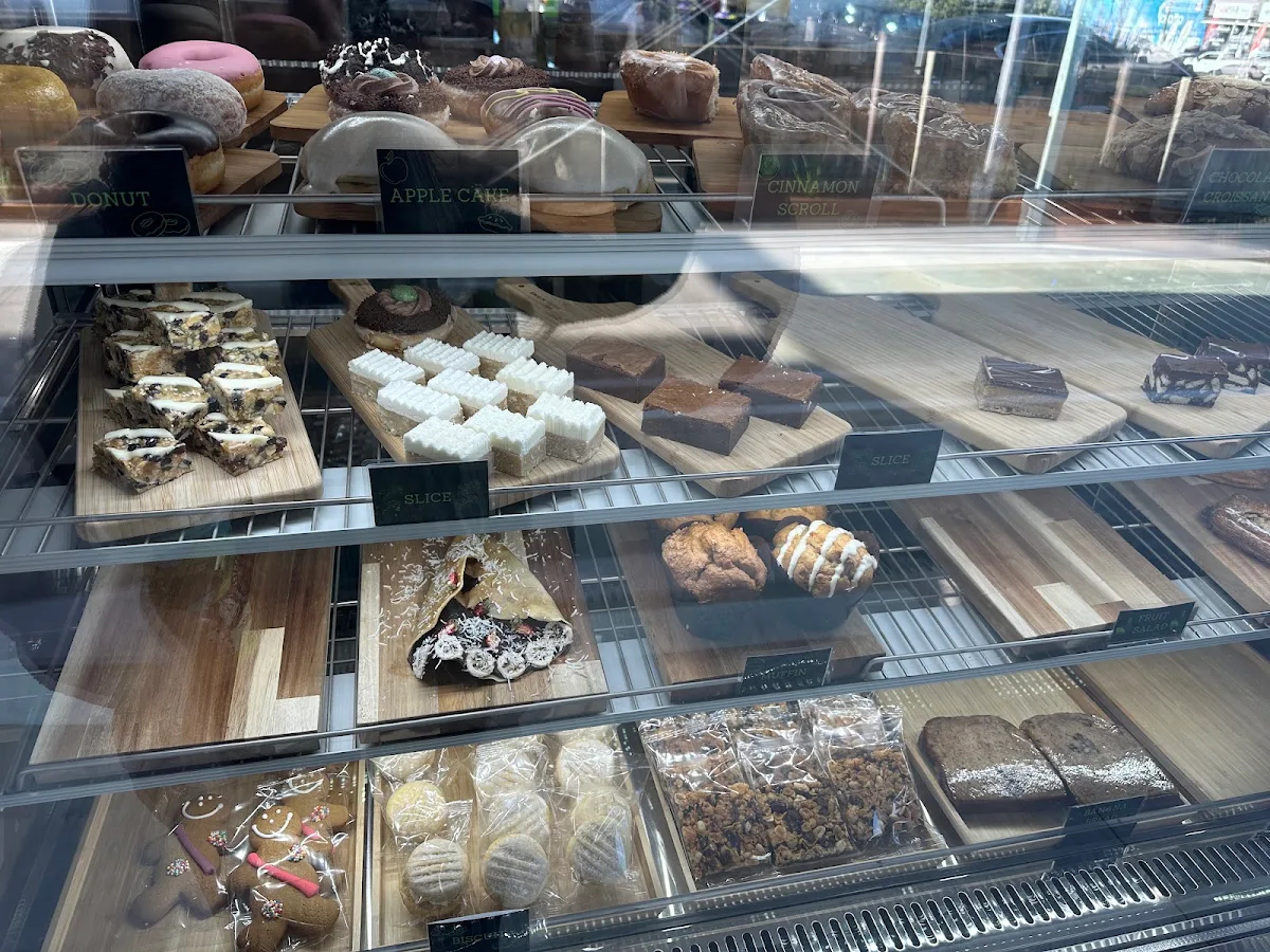 Vibe, Genesis Drive Thru Cafe