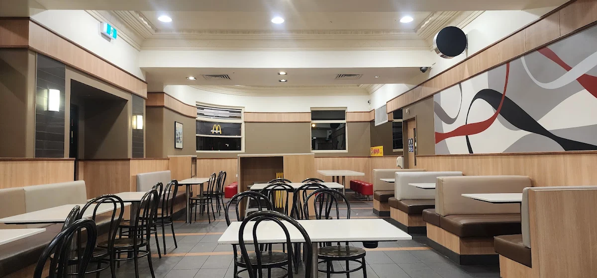 Vibe, McDonald's Clifton Hill