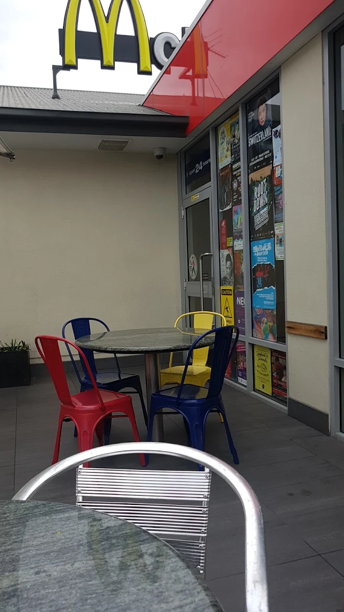 Vibe, McDonald's West Terrace