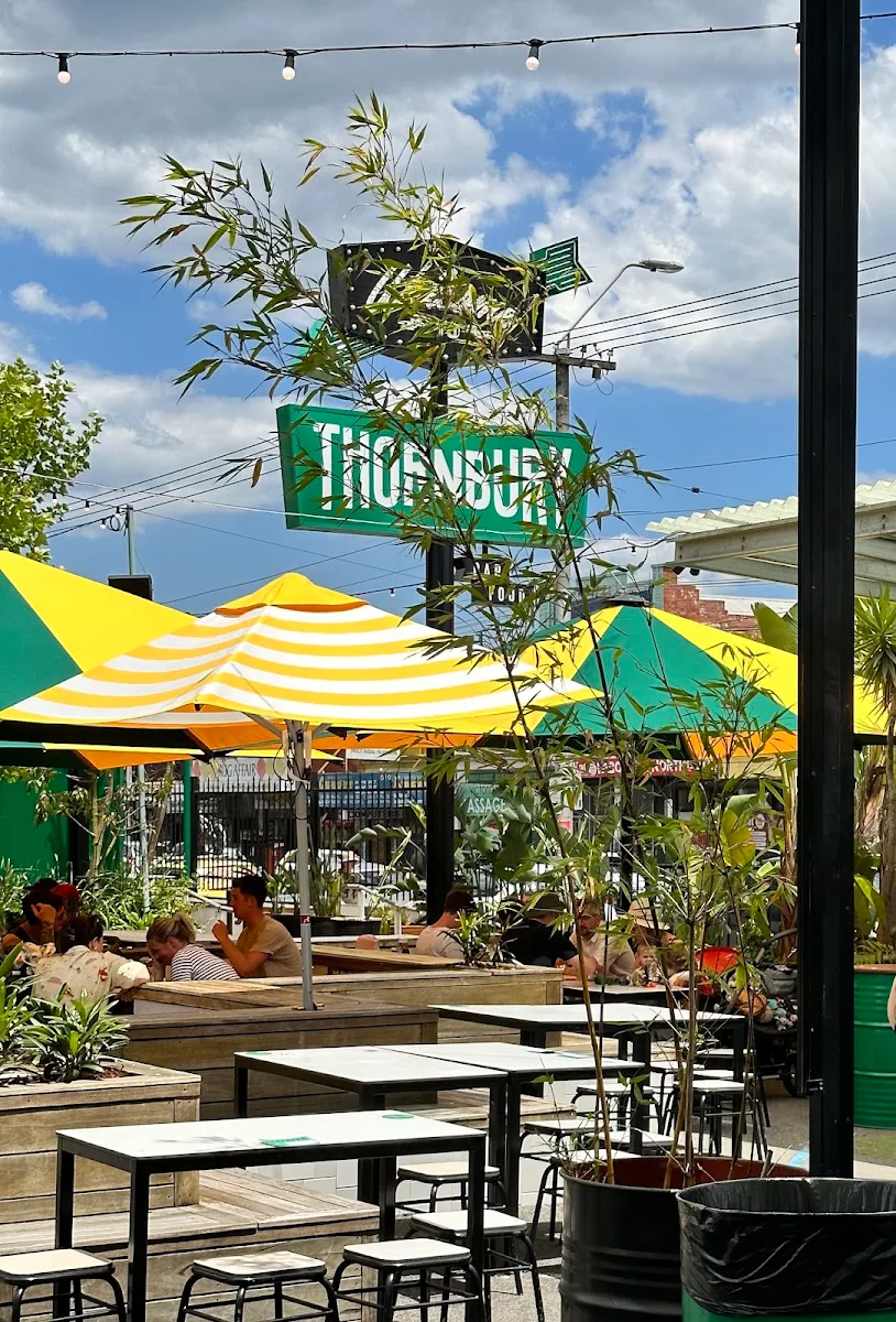 Vibe, Welcome to Thornbury