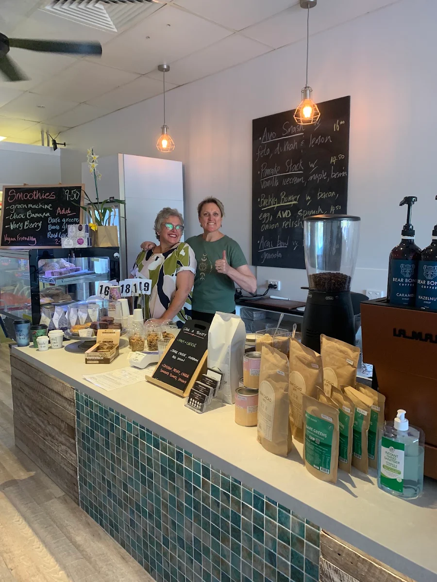 Vibe, Full Moon Espresso