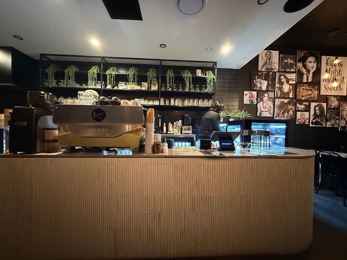 Vibe, Dolce Dessert Bar