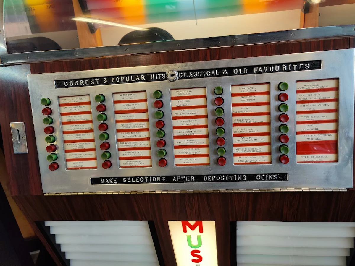 Menu, Pitstop Cafe