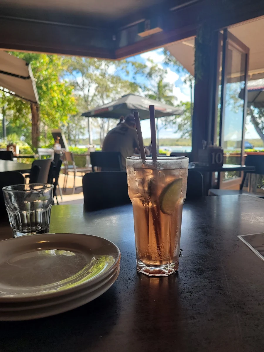 Food & drink, Zachary's