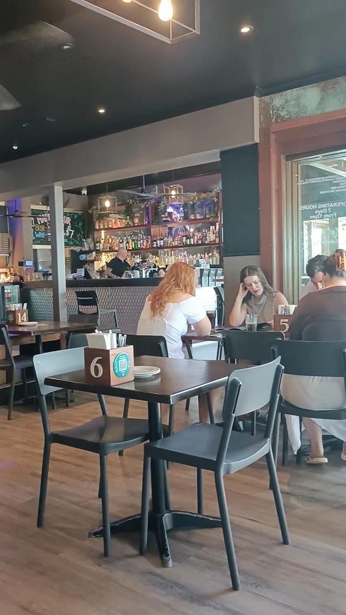 Vibe, Zachary's