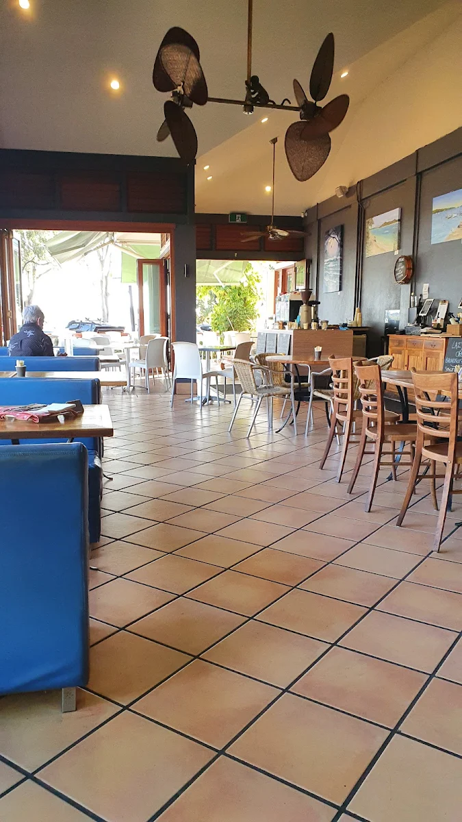 Vibe, Zachary's