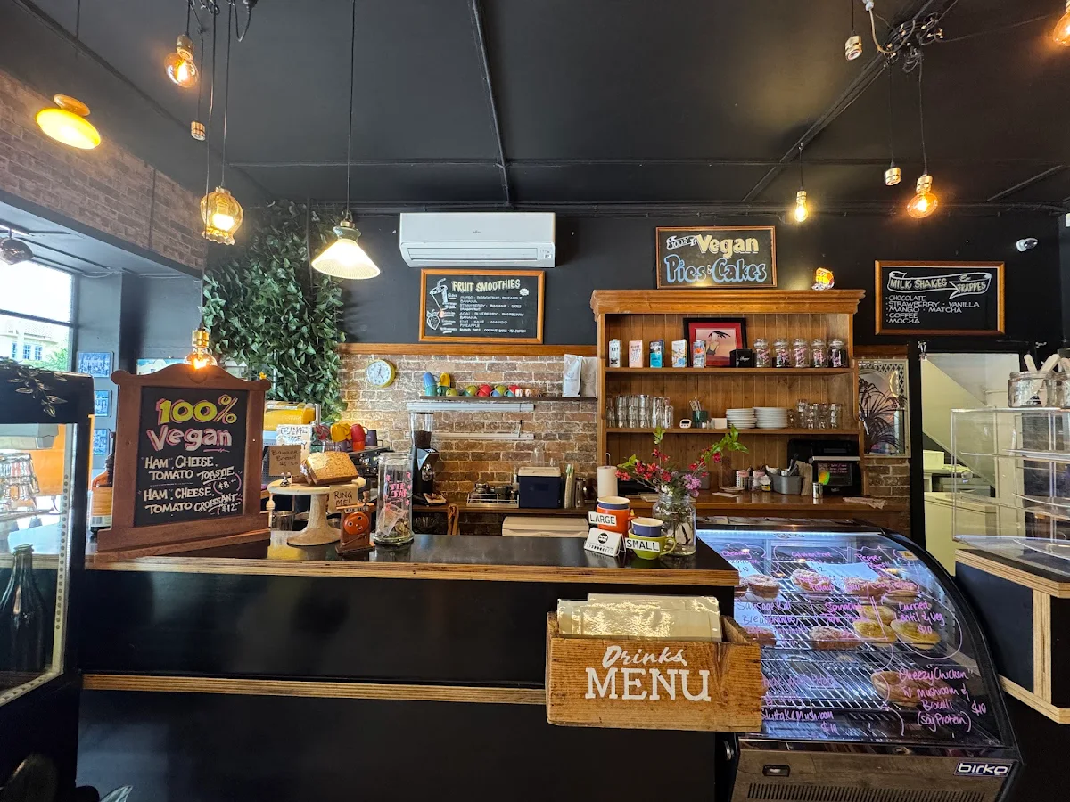 Vibe, Paper Moon Coffee House and Functions