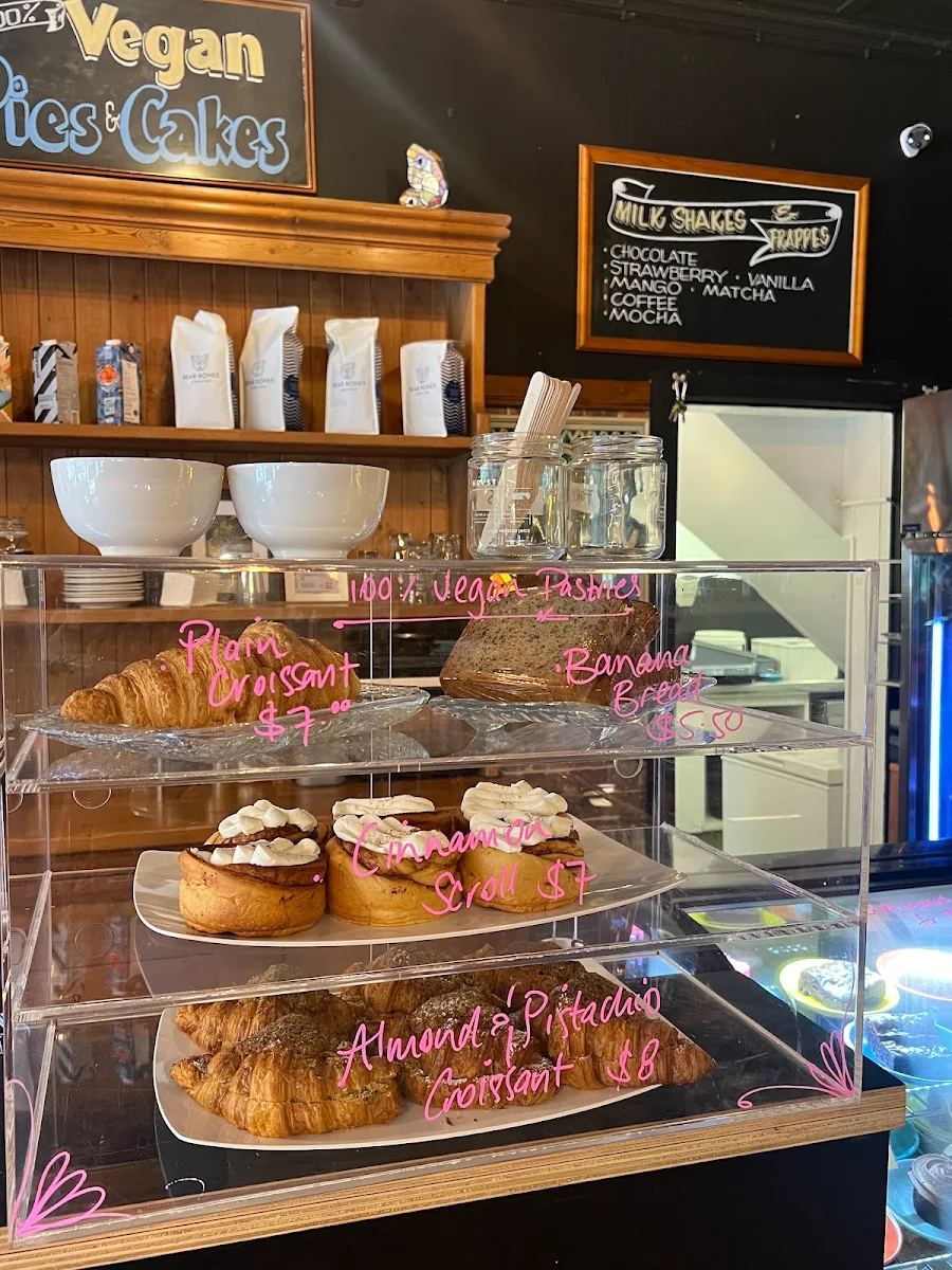 Vibe, Paper Moon Coffee House and Functions