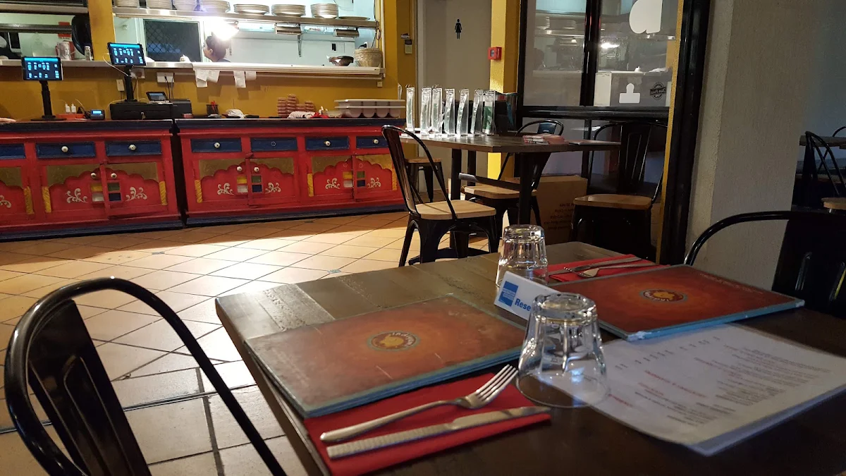 Vibe, Indiyum Restaurant