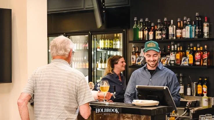 Vibe, Holbrook Hotel