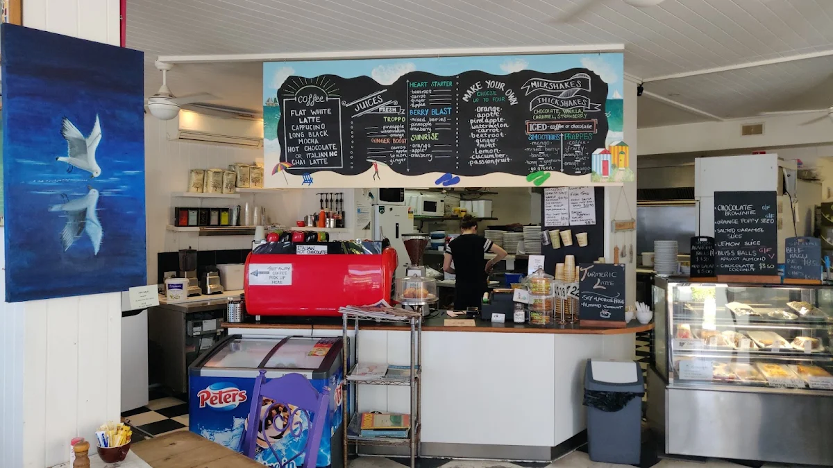 Vibe, Beach Street Deli