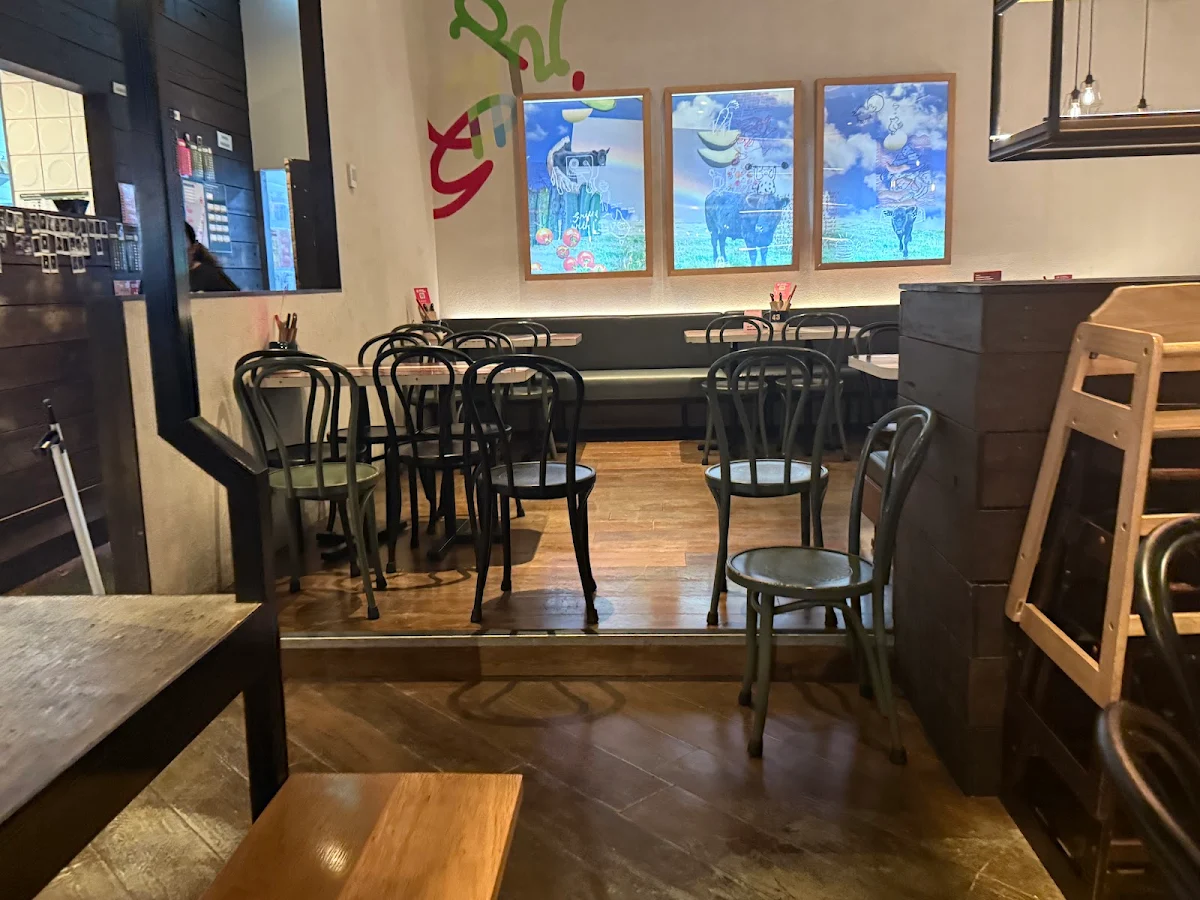 Vibe, Grill'd Burgers - Macarthur Square