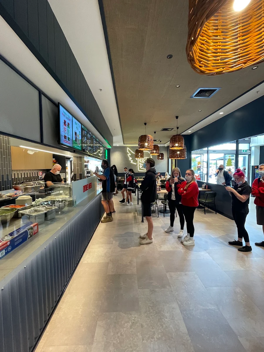 Vibe, Mad Mex Bateau Bay