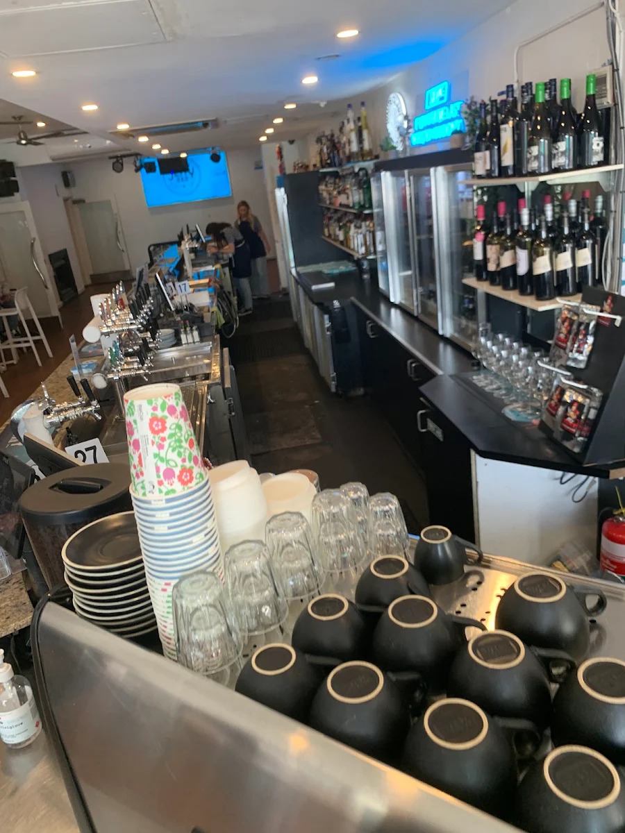 Vibe, The Jetty Bar