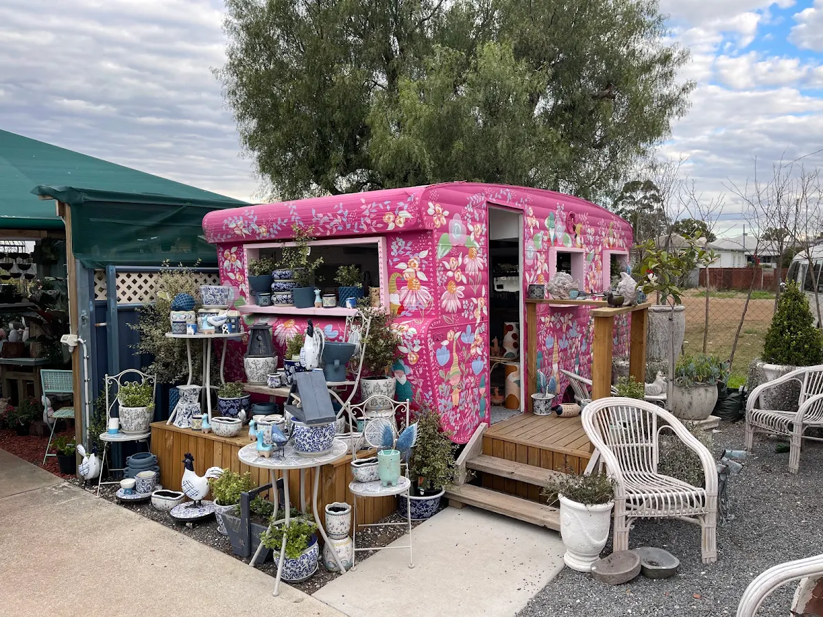 Vibe, Warwicks Gardens Galore