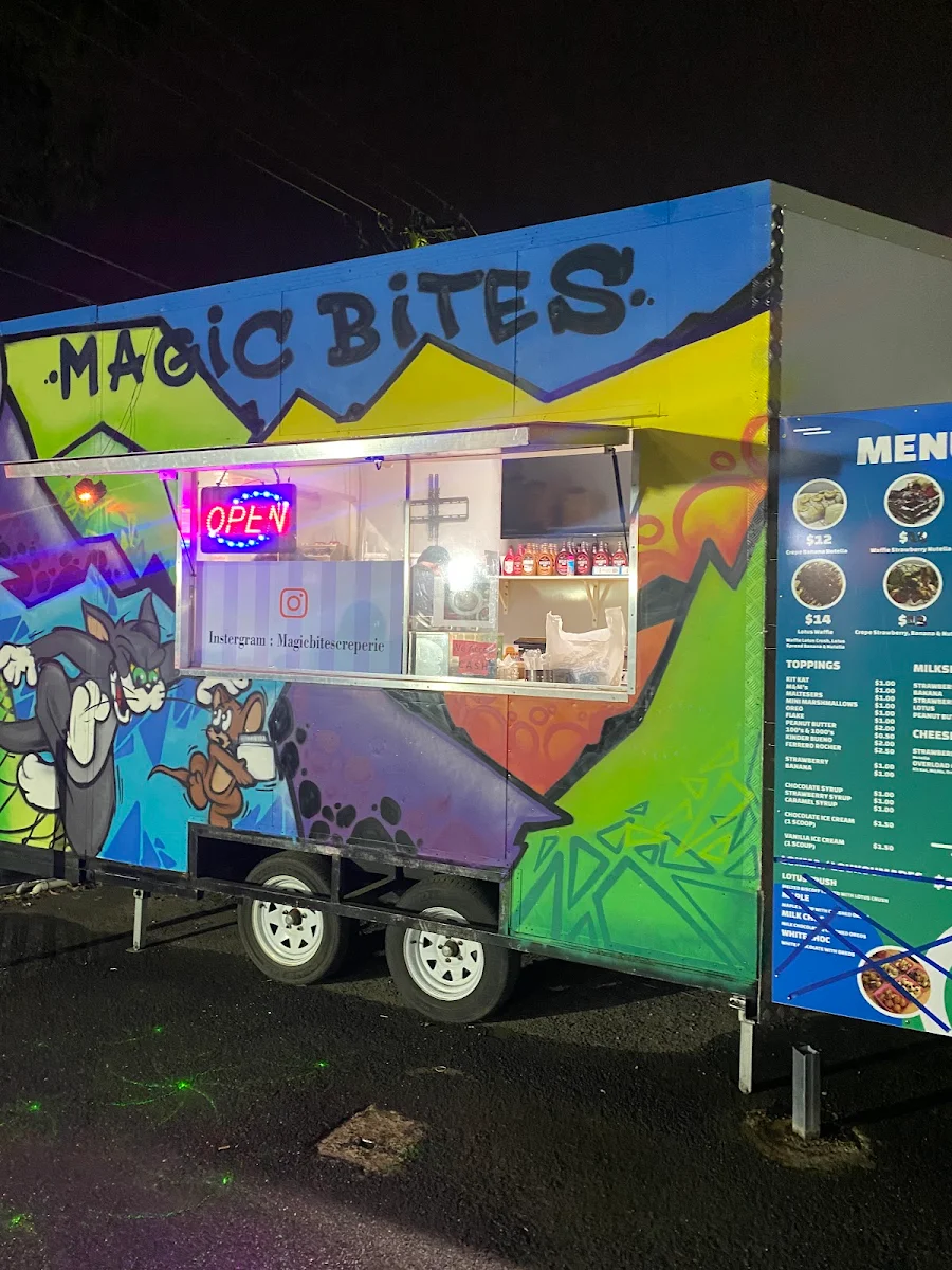 Menu, Magic Bites Crepes Acai