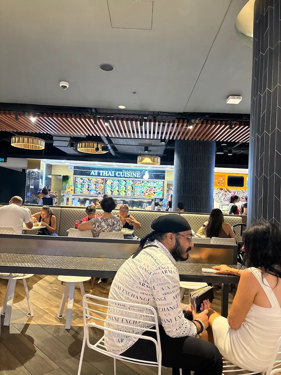 Vibe, At Thai Cuisine (ร้านกินปลา)
