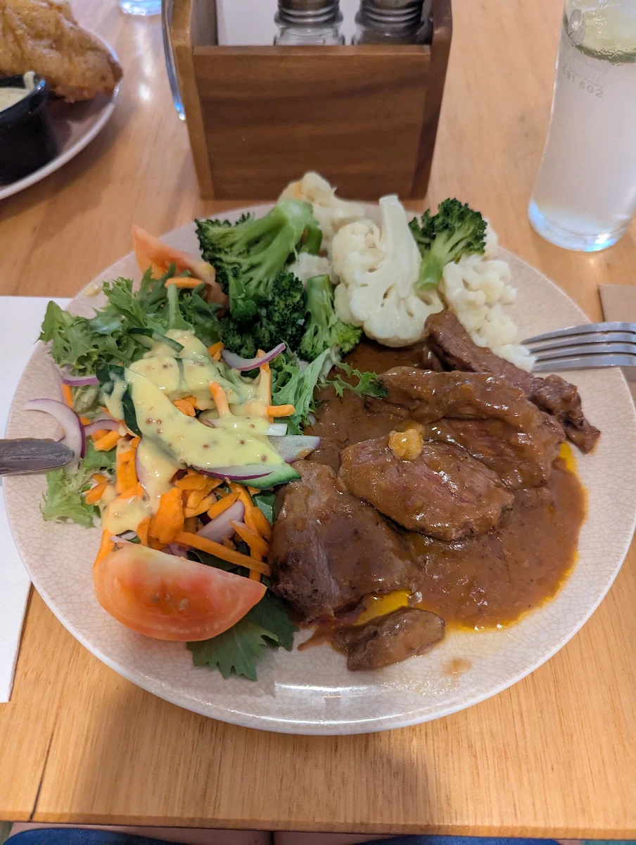 Food & drink, Pacific Hotel
