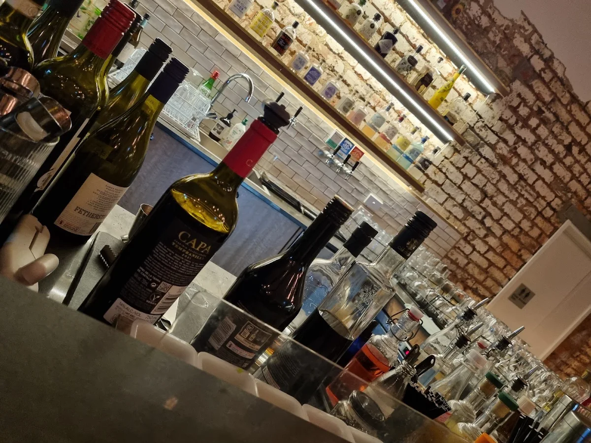Vibe, Watsonia Wine Bar