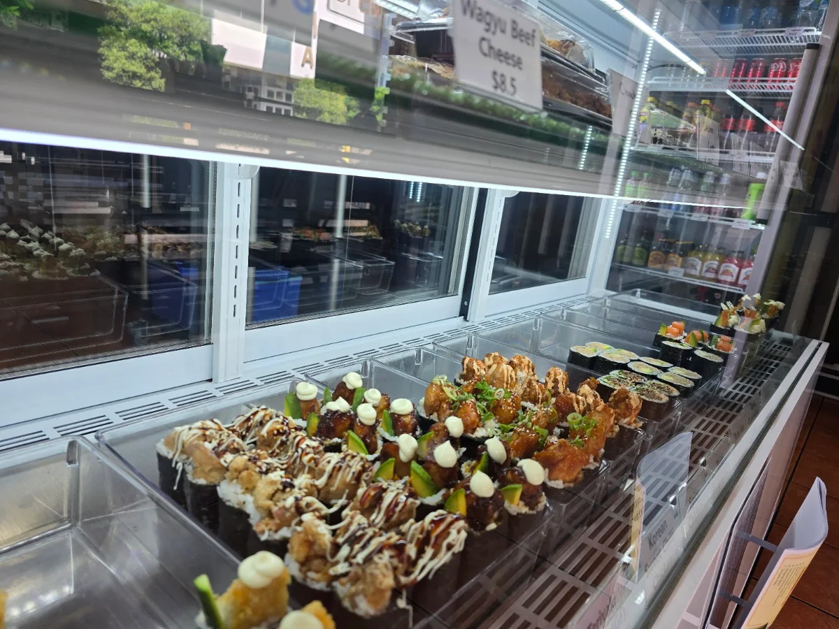 Vibe, Yami Sushi