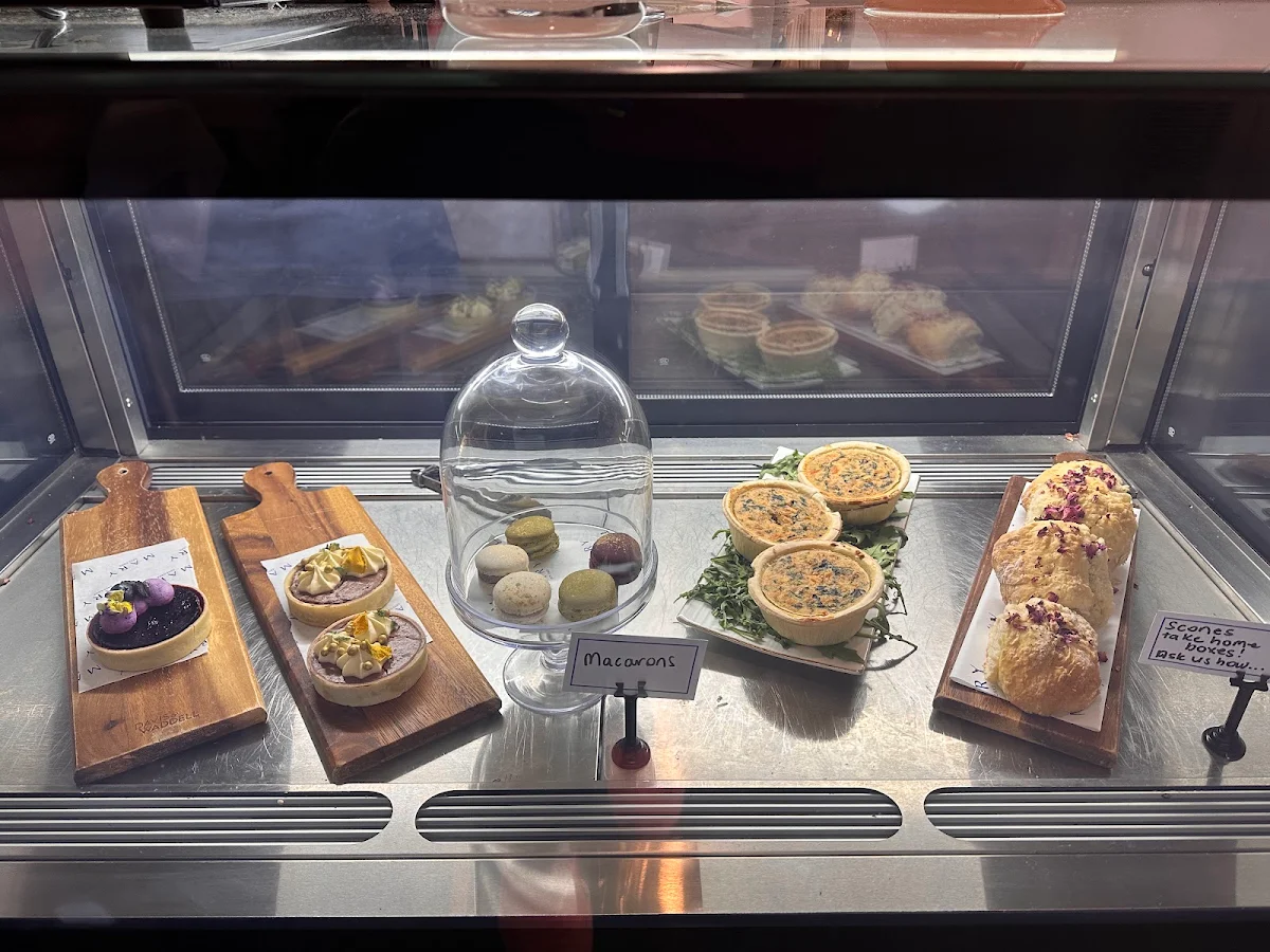 Vibe, Mary Eats Cake - Montrose