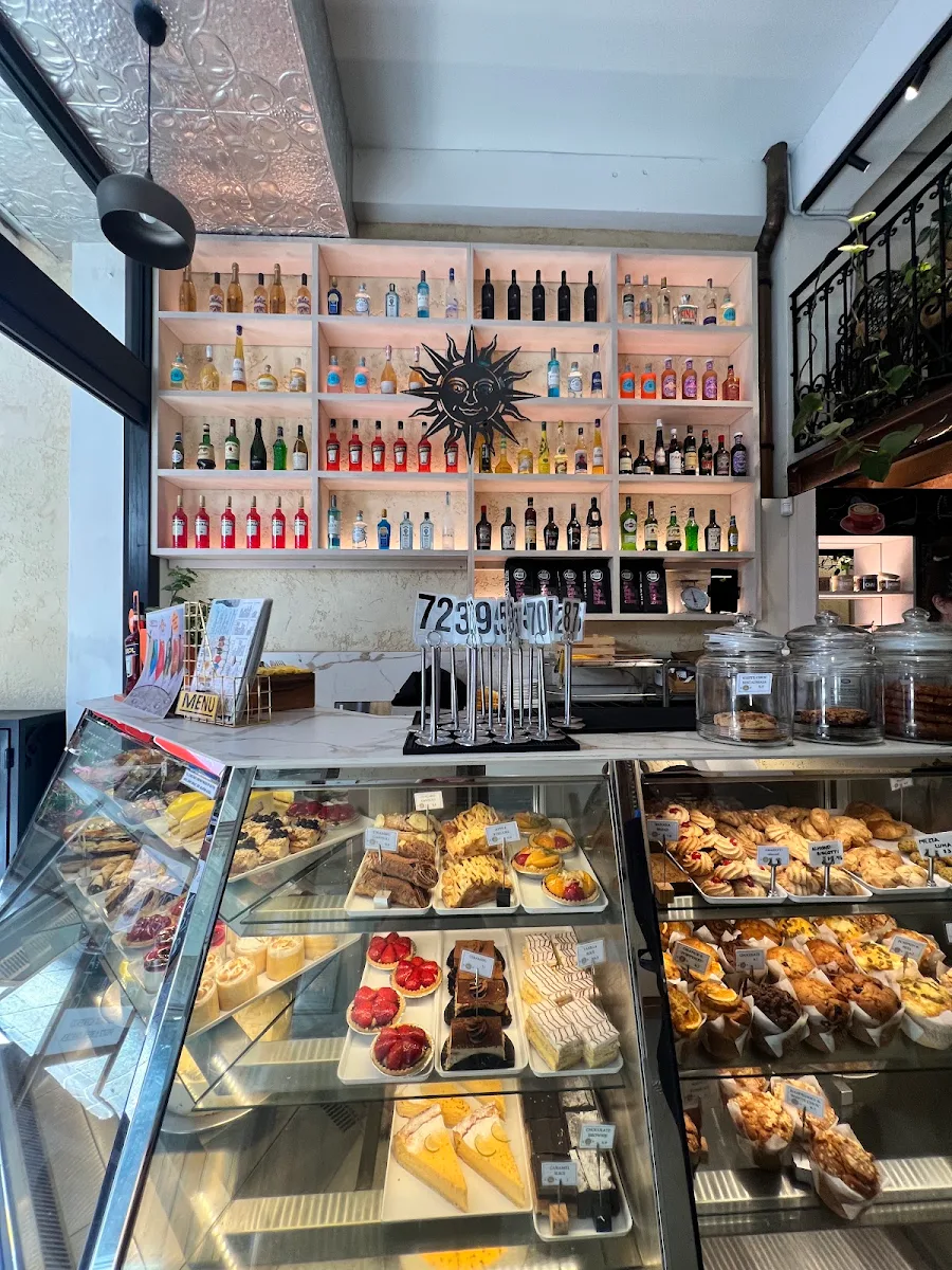Vibe, Espresso & Prosecco