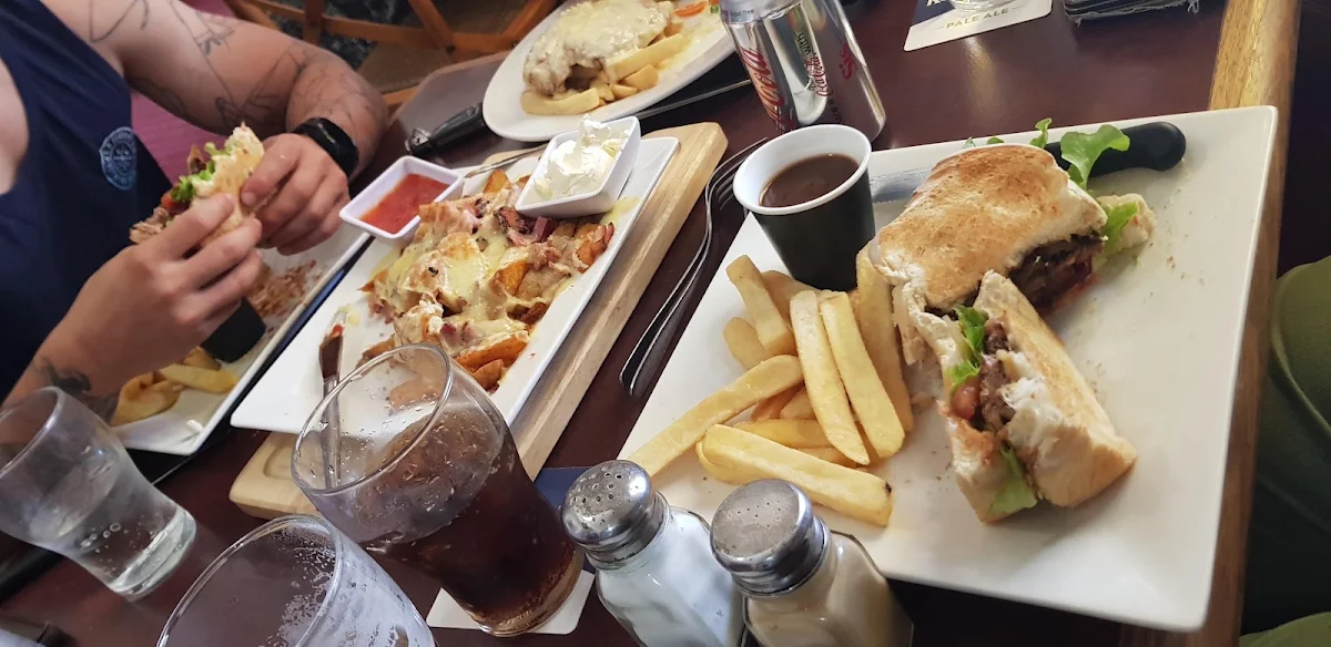Food & drink, Commercial Hotel