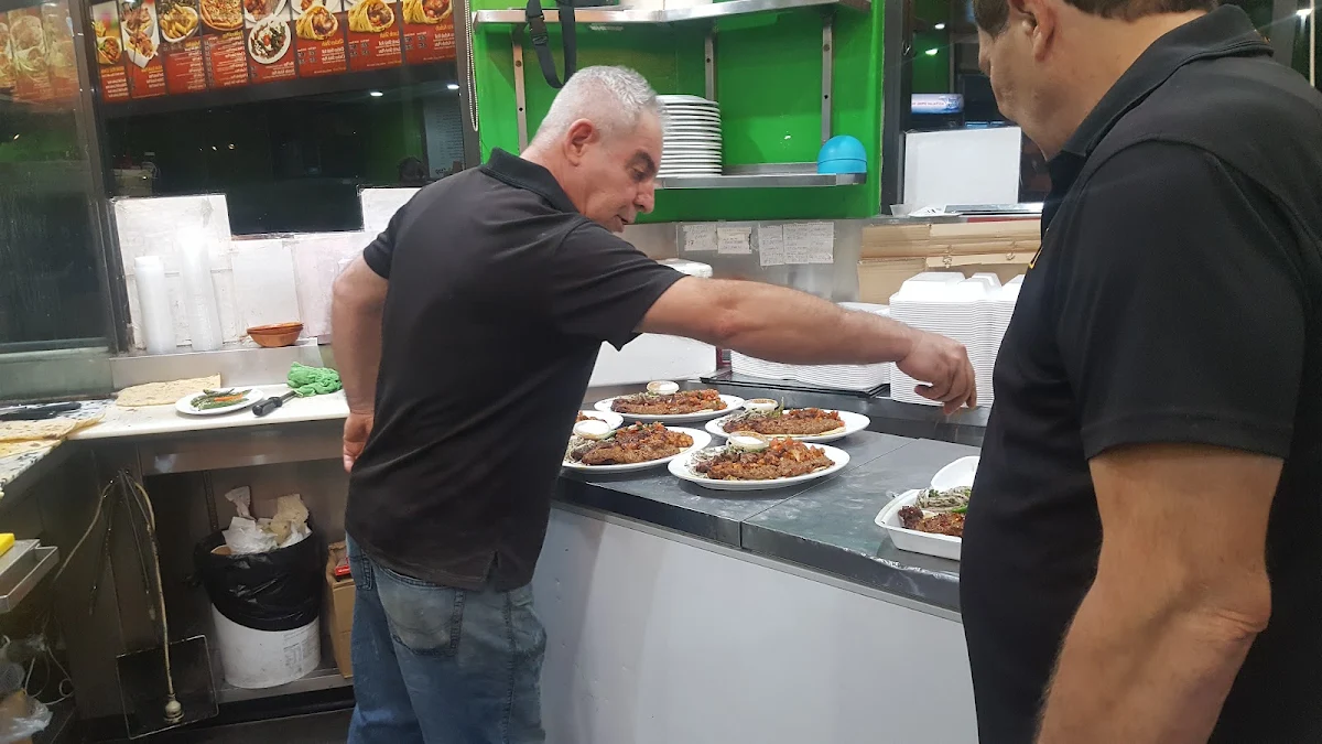 Vibe, Tommys Pizza & Kebabs pemulwuy market place