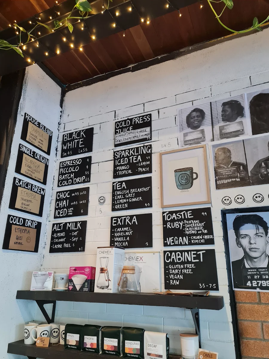 Menu, Operation Underground