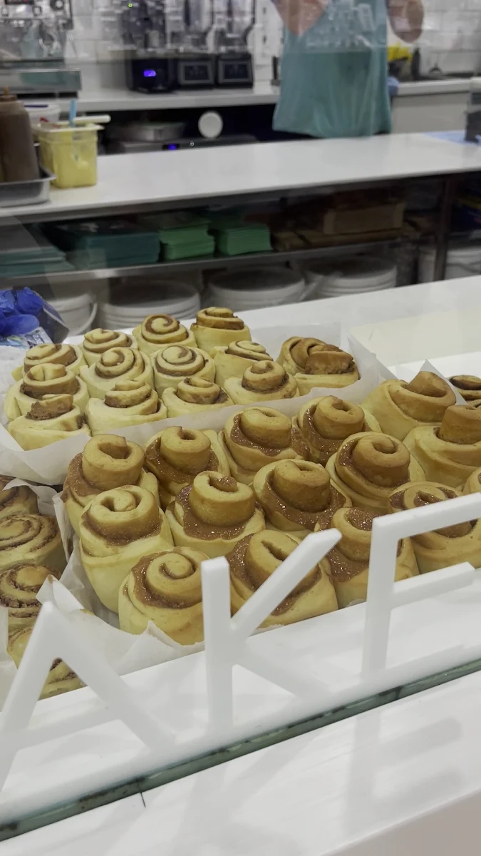Vibe, Cinnabon Westfield Mt Gravatt