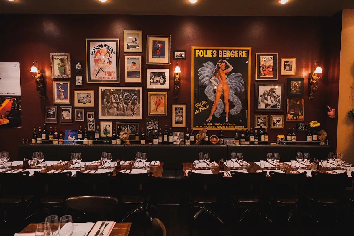 Bistro Papillon cover