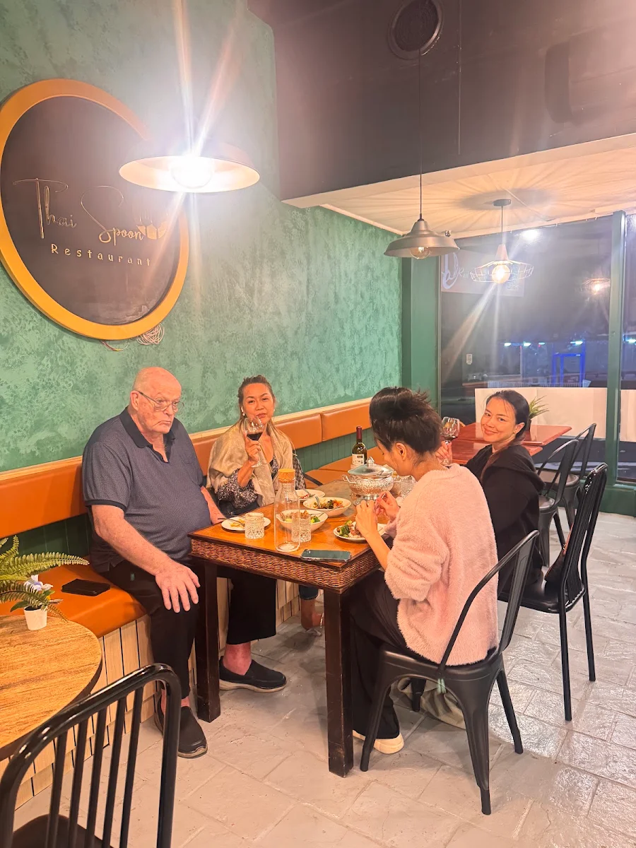 Vibe, Thai Spoon Earlwood Restaurant