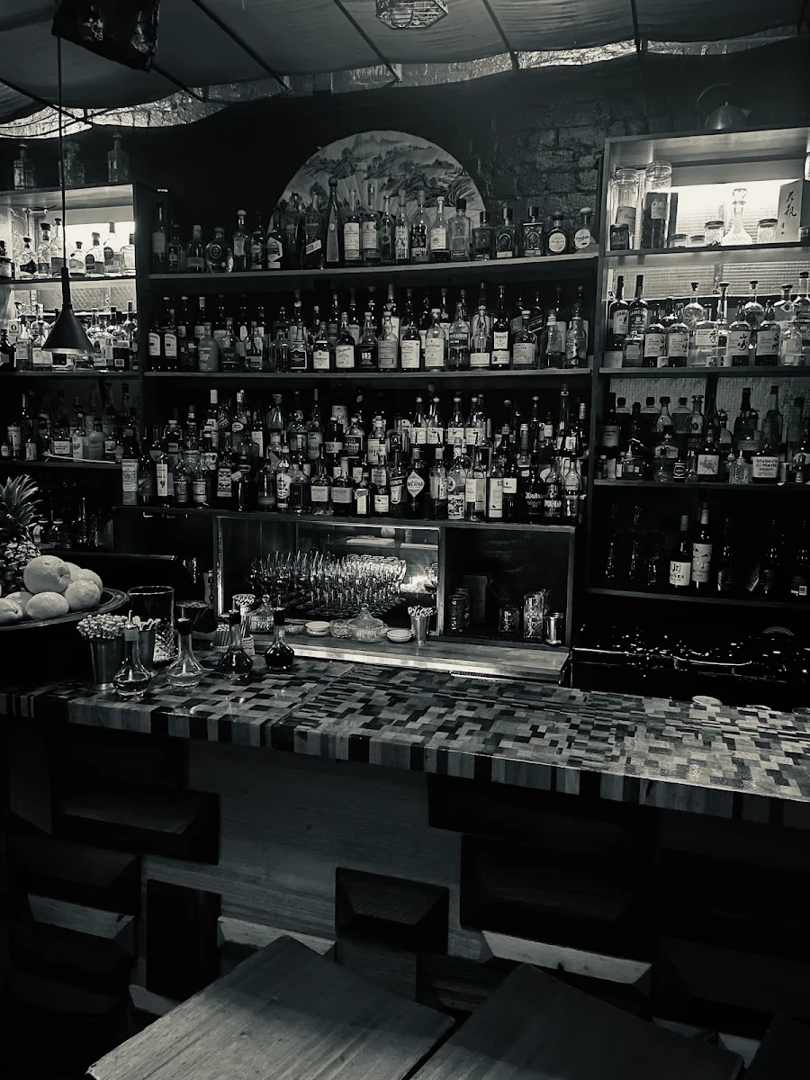 Vibe, Seamstress Restaurant and Bar