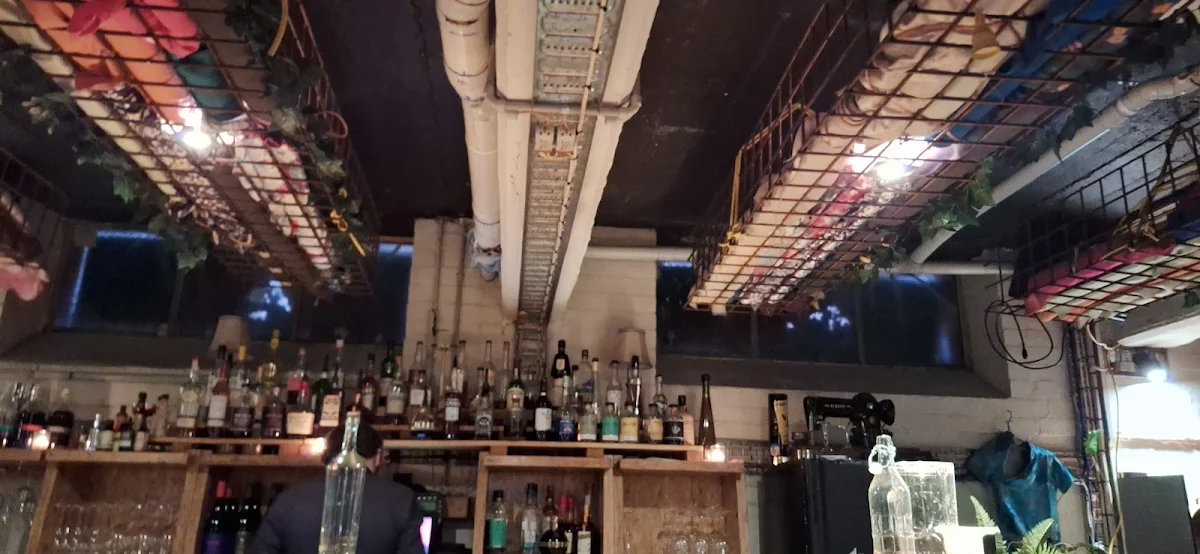 Vibe, Seamstress Restaurant and Bar