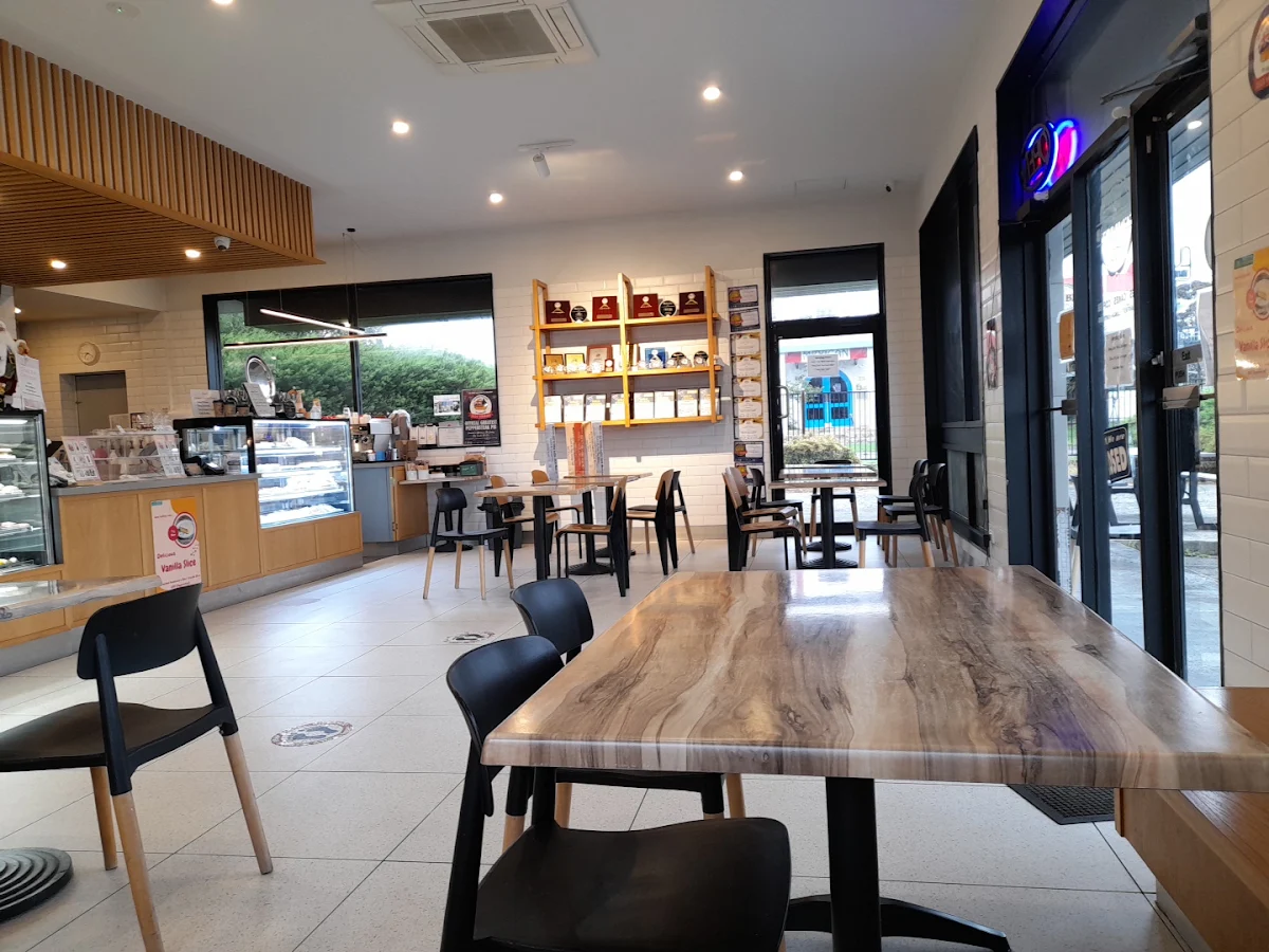Vibe, Country Cob Bakery - Springvale