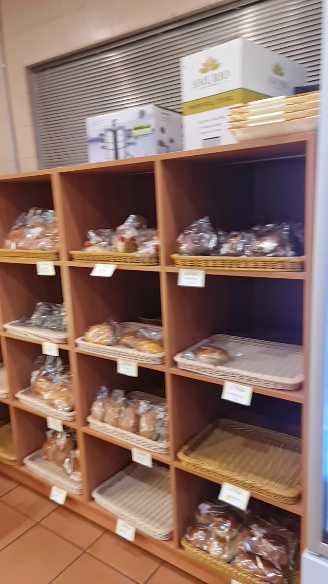 Vibe, Master Chang’s Bakery