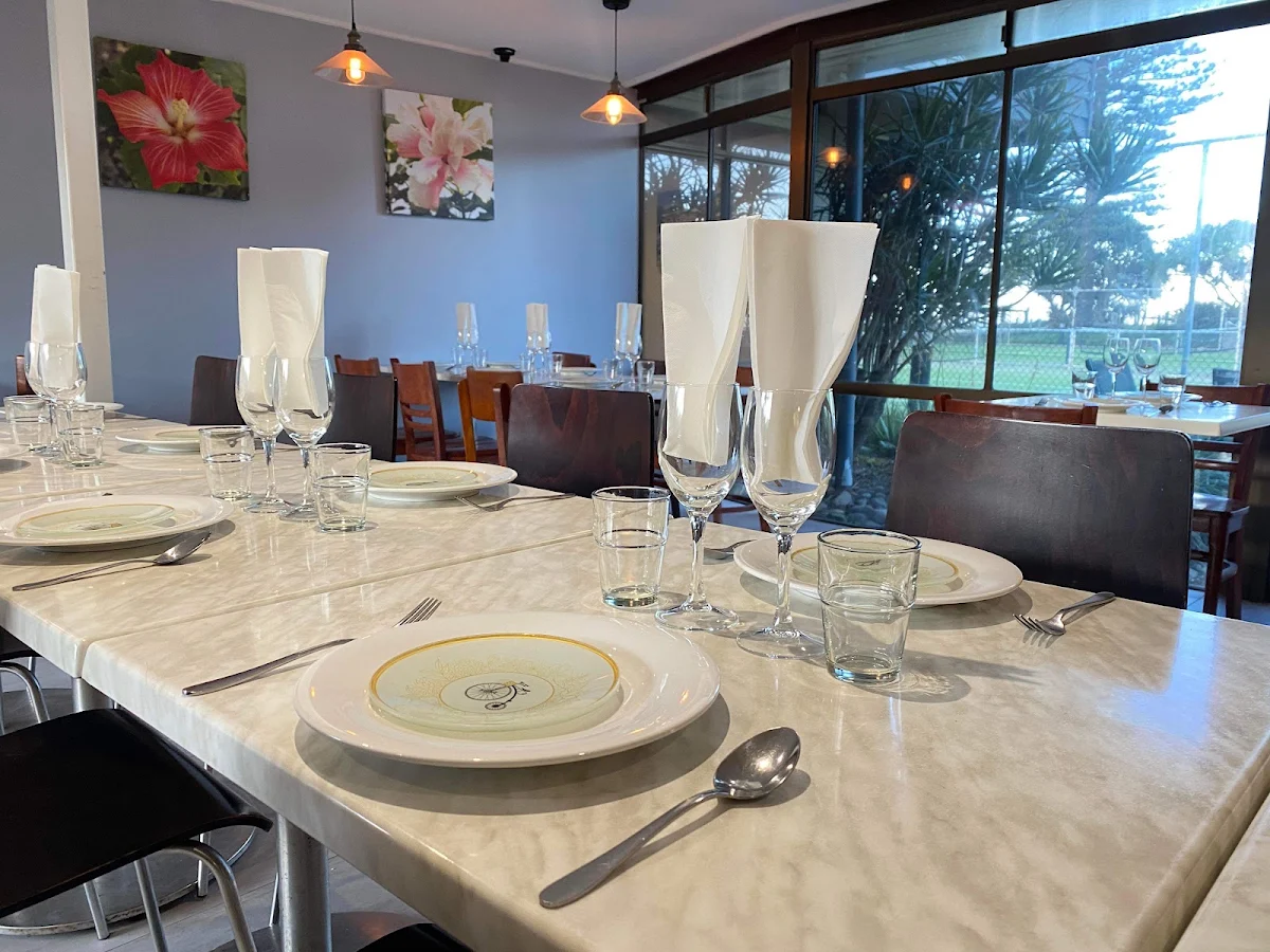 Vibe, Nautilus Thai Gourmet